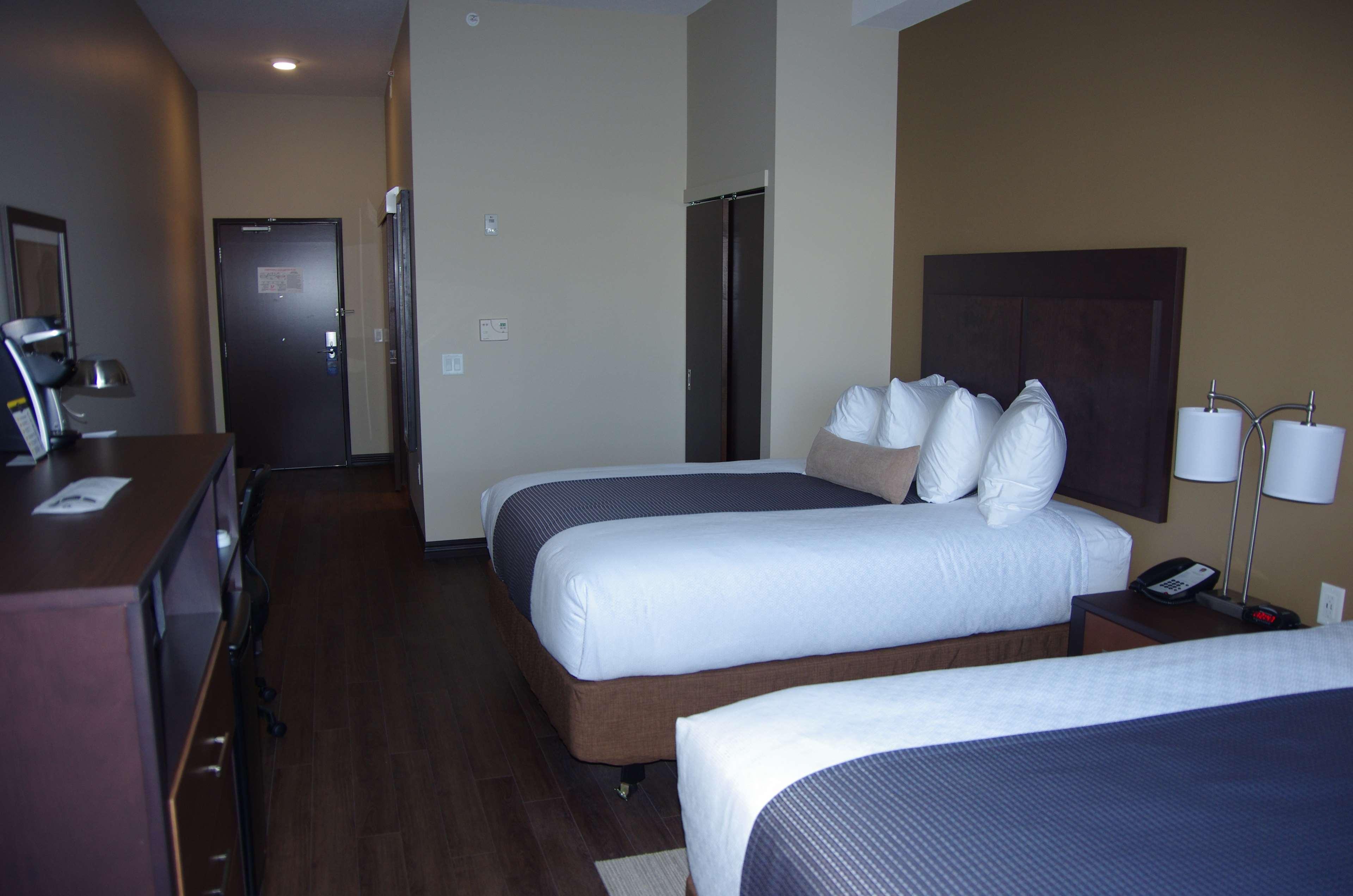 Best Western Plus Lacombe Inn And Suites Eksteriør billede