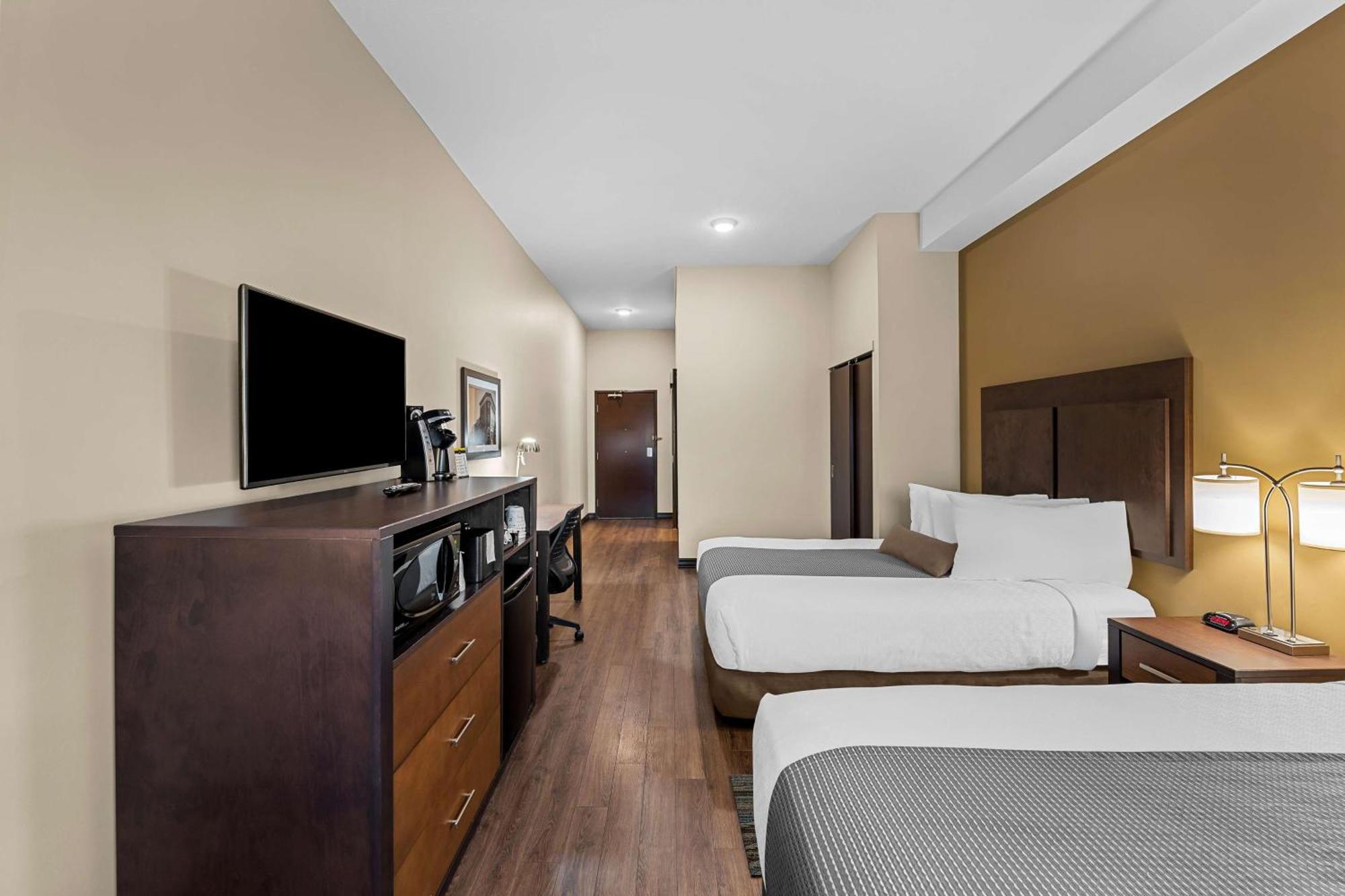 Best Western Plus Lacombe Inn And Suites Eksteriør billede