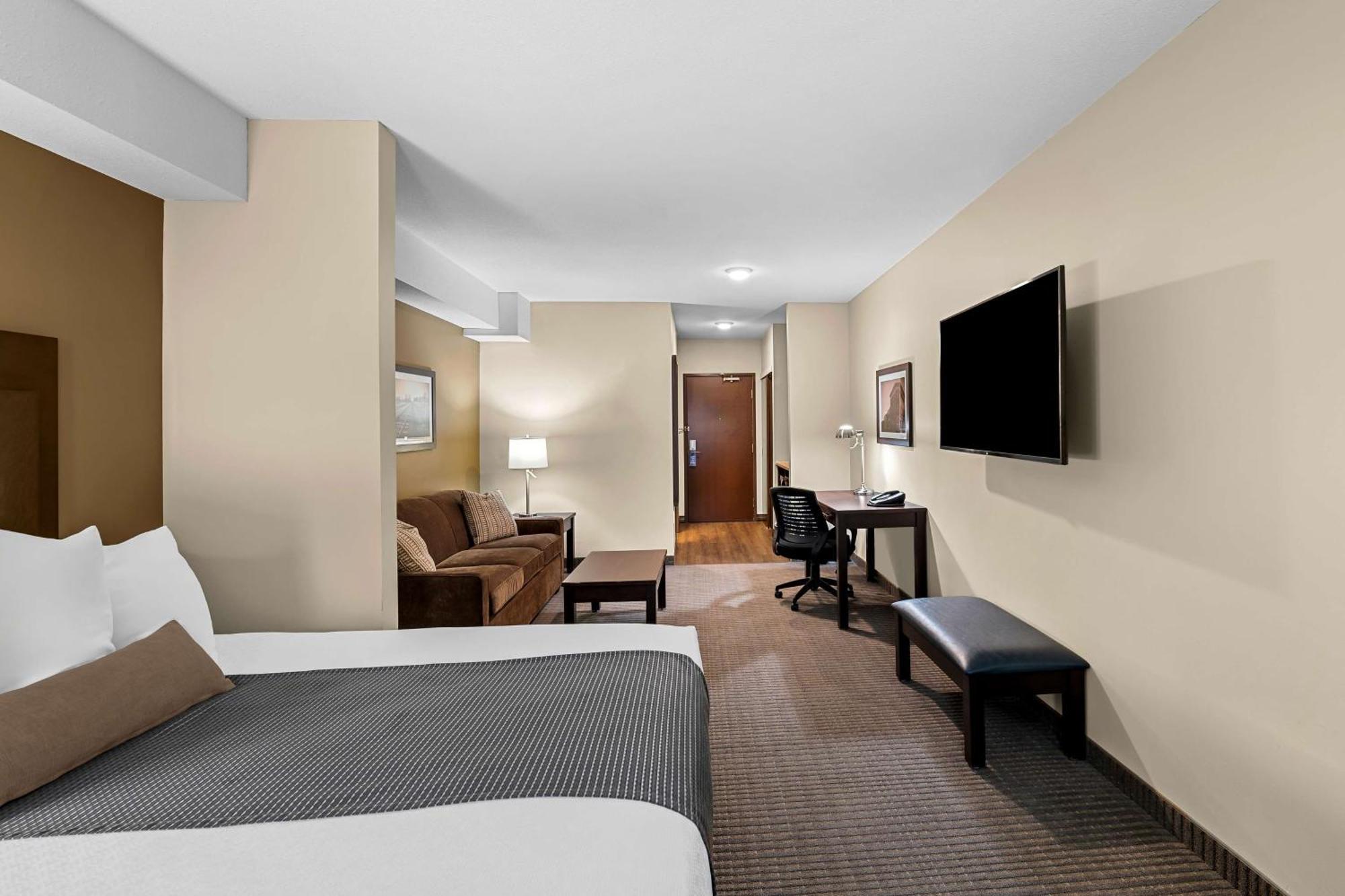 Best Western Plus Lacombe Inn And Suites Eksteriør billede